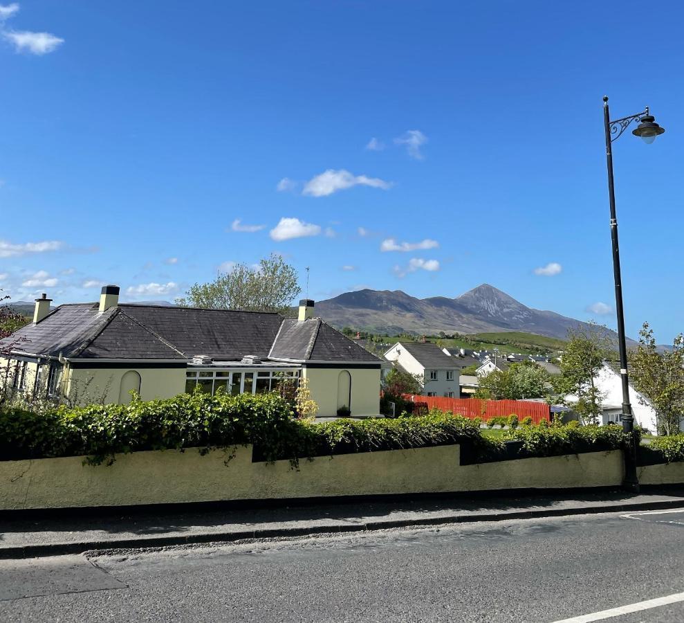 Quay Lodge Westport Exterior foto